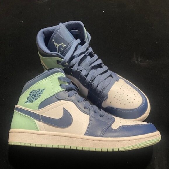 Jordan 1 Mid 'Blue Mint' - Picture 2 of 3